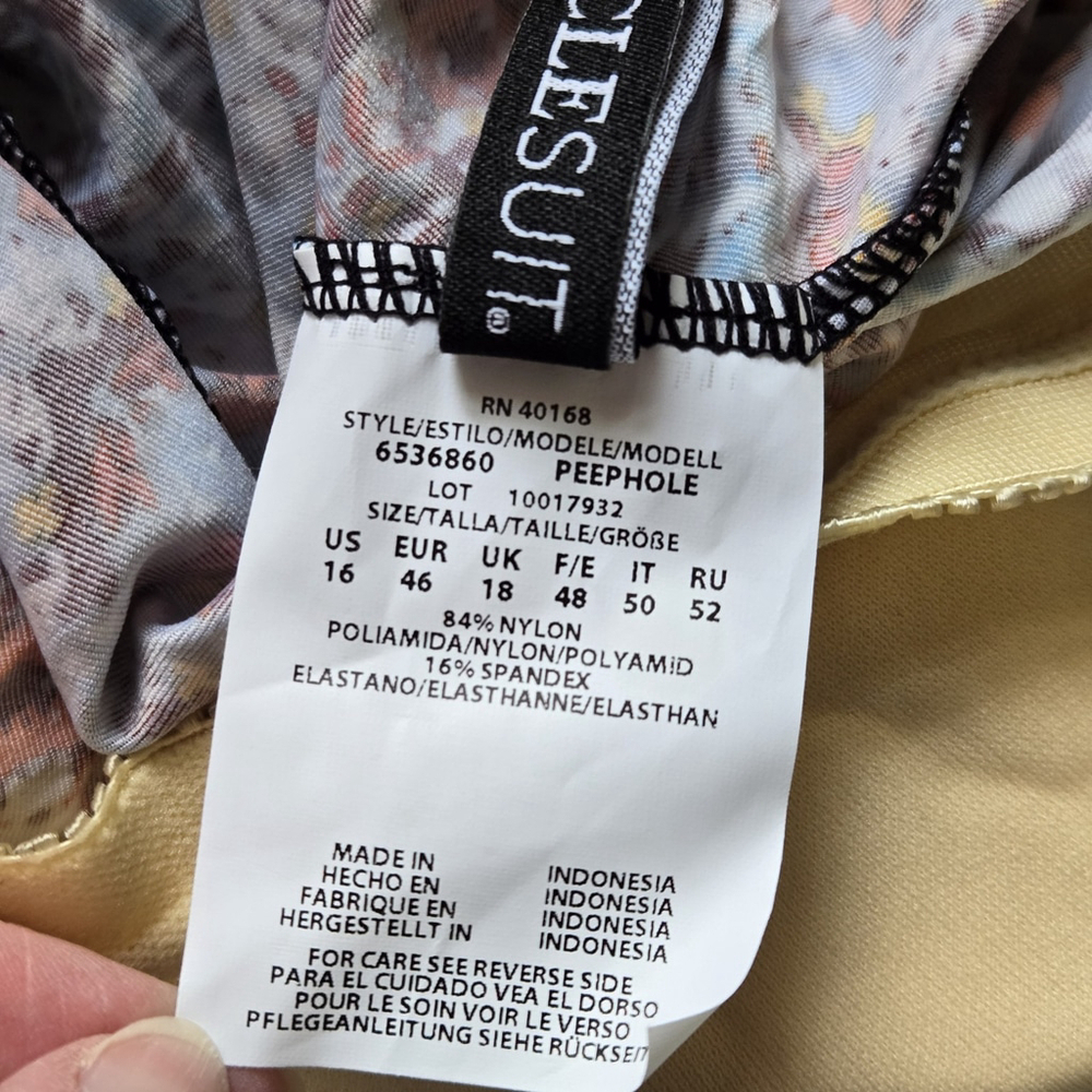 Miraclesuit Slimming Printed Keyhole Tankini Swim Top 16 NWT Nefertiti Metallic - Picture 8 of 11